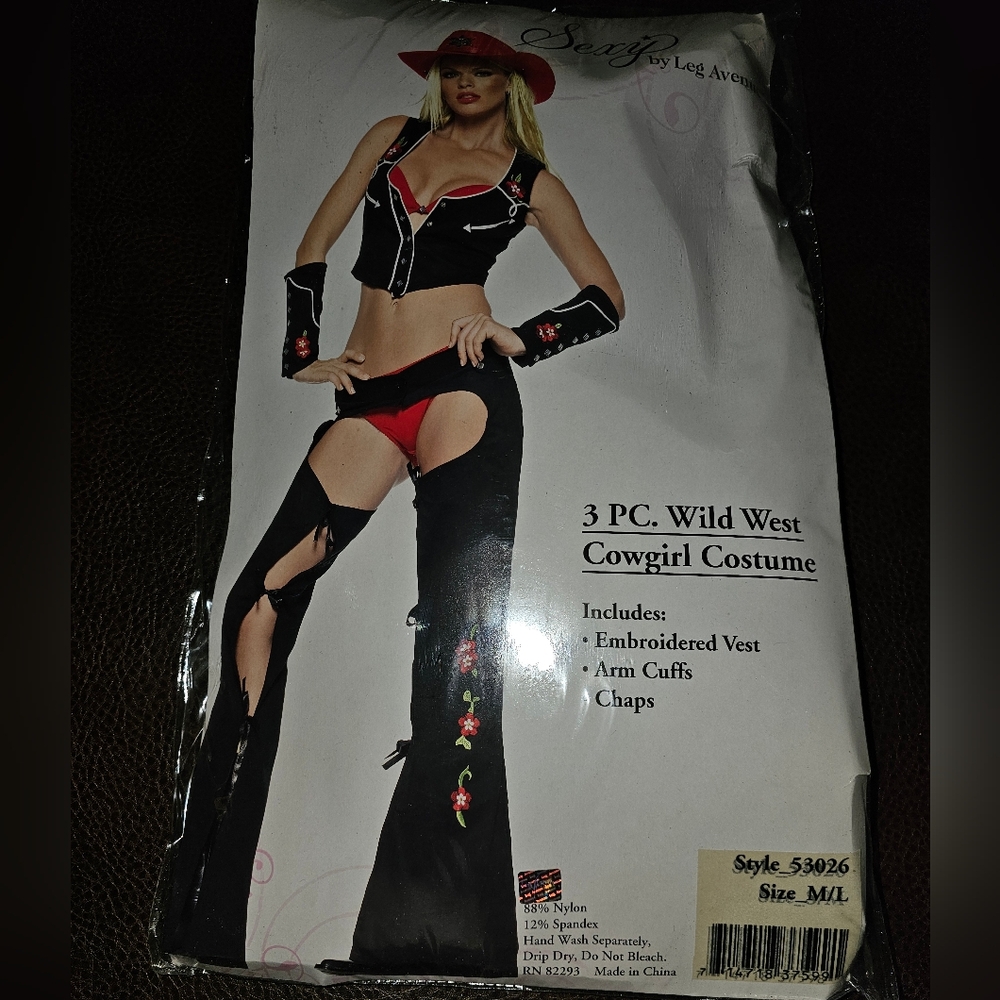 Price REDUCED!!  SEXY Leg Avenue Wild West Cowgirl Costume. M/L